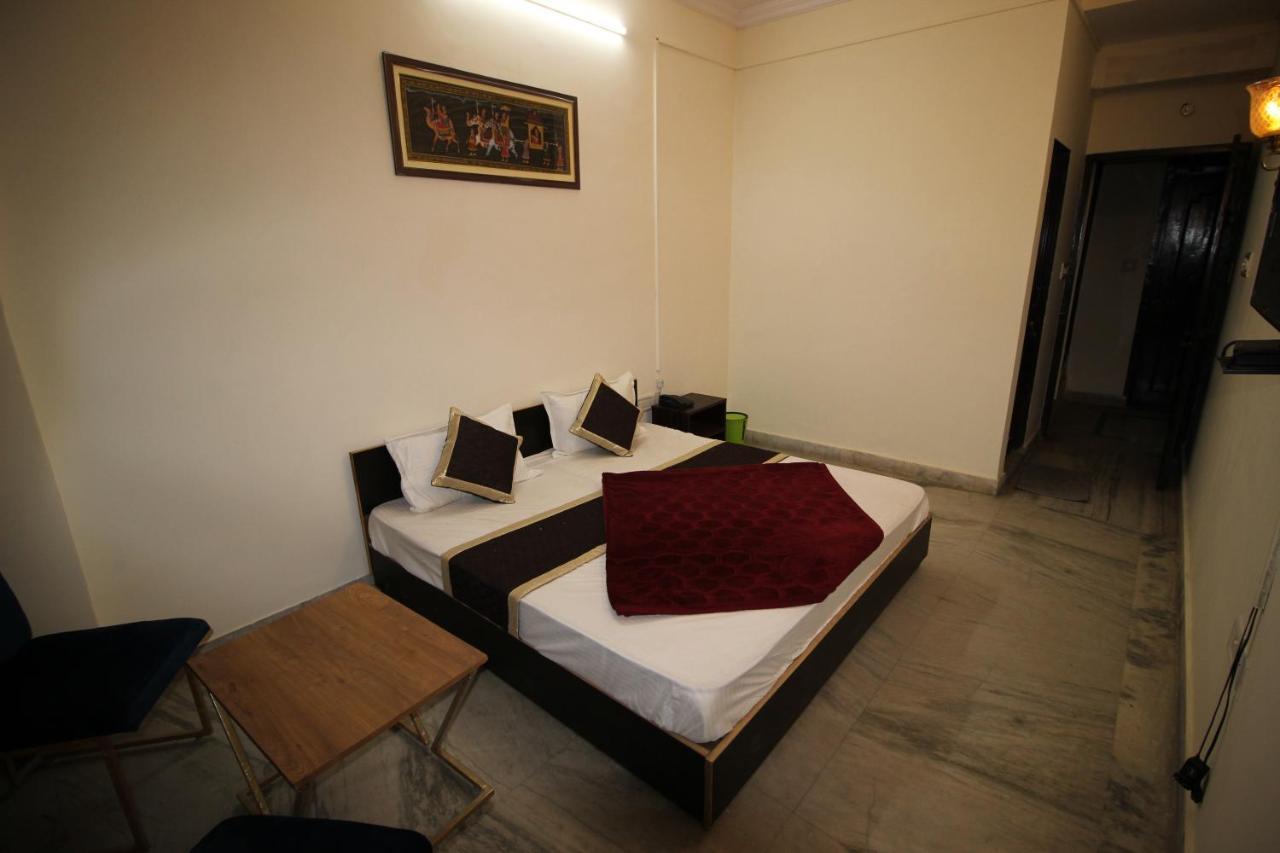 Royal Retreat By Hotel Aditya Inn Τζαϊπούρ Εξωτερικό φωτογραφία